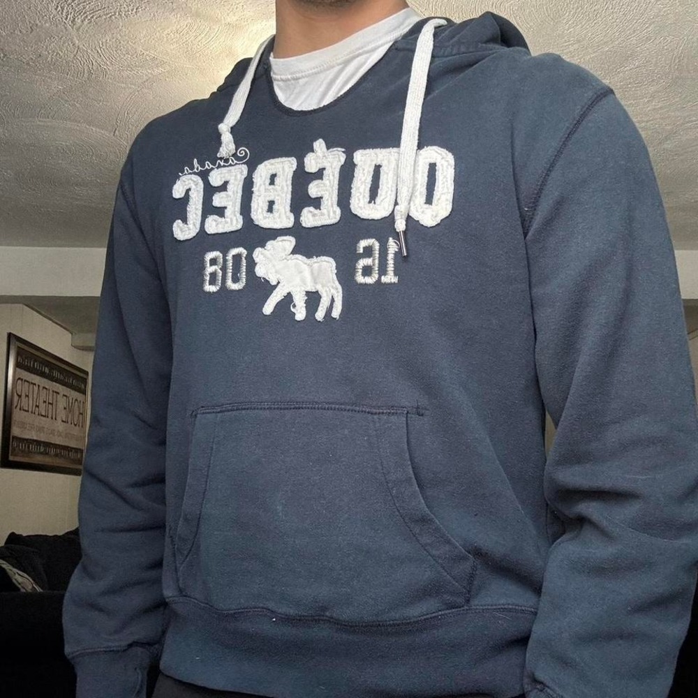 Vintage Quebec Canada Abercrombie Style Hoodie
